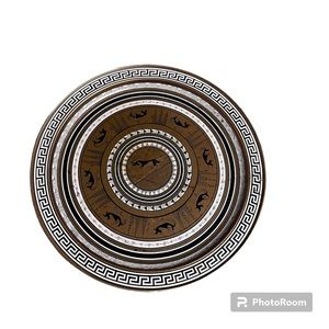 🟤Large, round serving platter with design/pattern, preowned🟤
